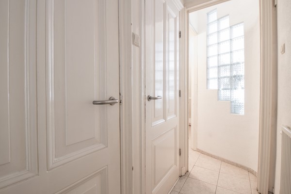 Medium property photo - Jacob Gillesstraat 22, 2582 XZ The Hague